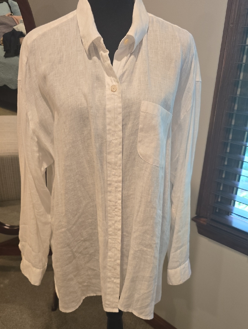J. Jill White Linen Button-Front Top